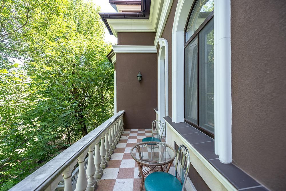 Whippet House Hotel Kiev Esterno foto