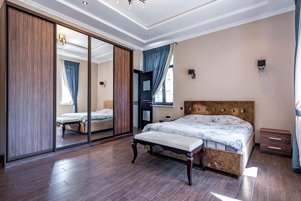 Whippet House Hotel Kiev Esterno foto